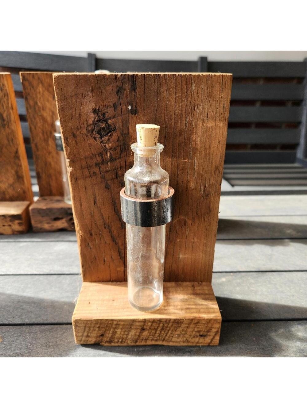 Vault Floating Vase